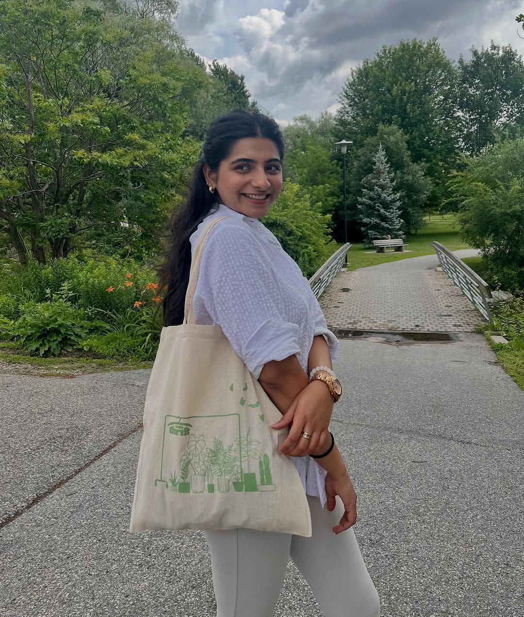 Fill A Tote Sale